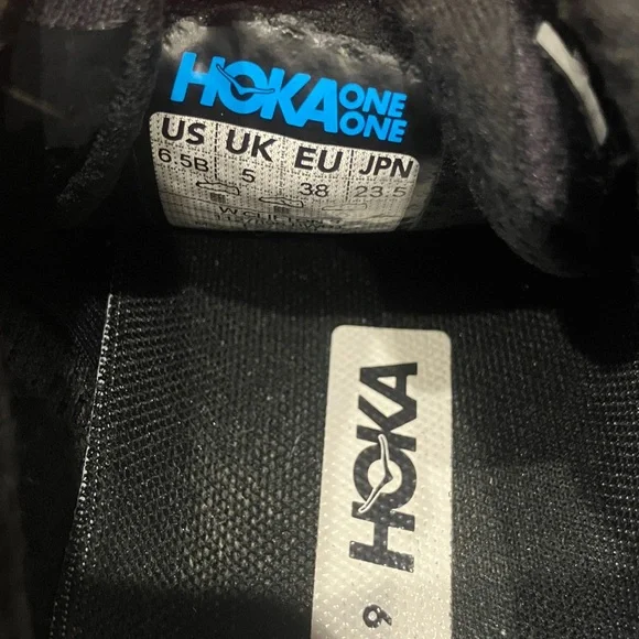 Hoka | Clifton 9 Black and White Running Shoes Size 6.5 - Picture 10 of 11